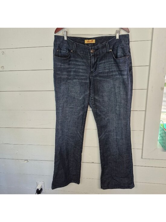 Seven7 Denim - Seven7 Luxe Women's Bootcut Jeans With Back Studded Pockets Size 16